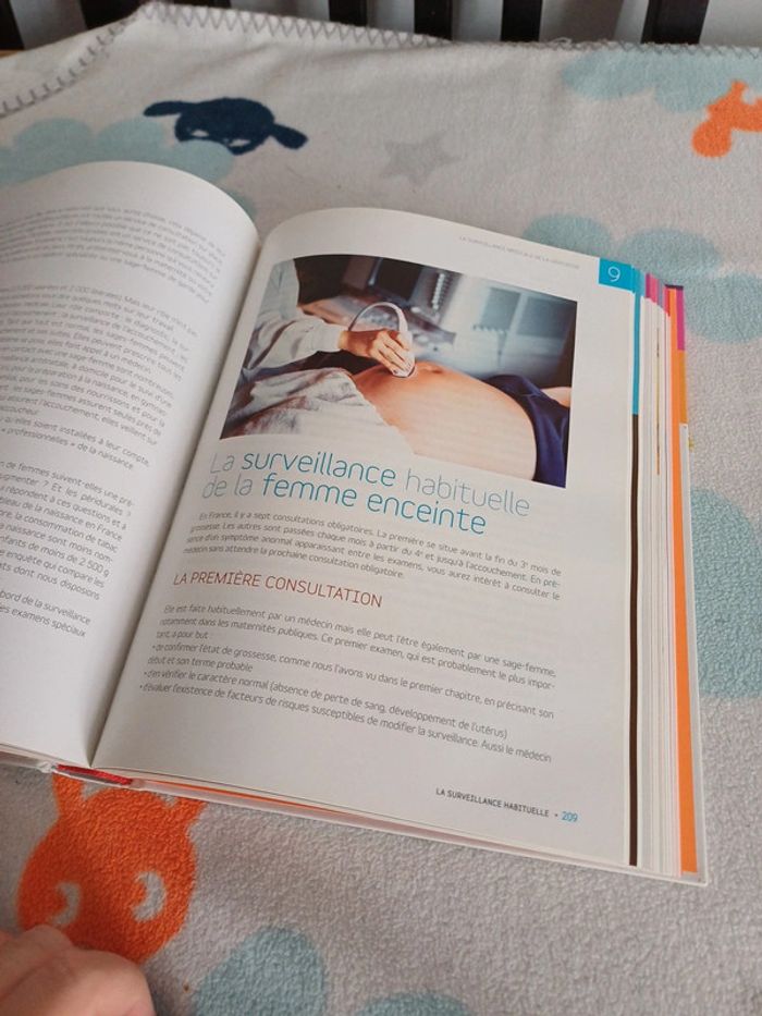 Livre j'attends un enfant Laurence Pernoud - photo numéro 4