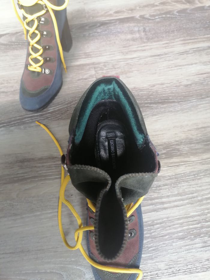 Bottines bleu, noir et bordeaux à talons épais avec lacets jaunes - Taille 39 - Luciano Barachini - photo numéro 7