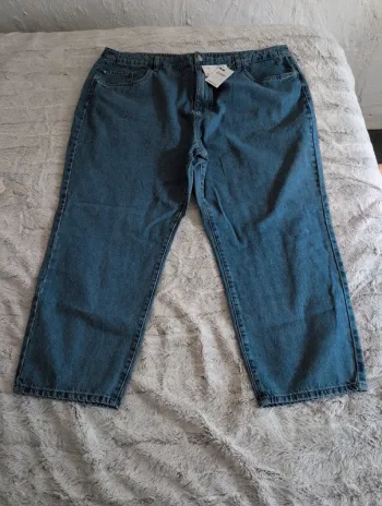 Jean neuf gemo. Taille 54