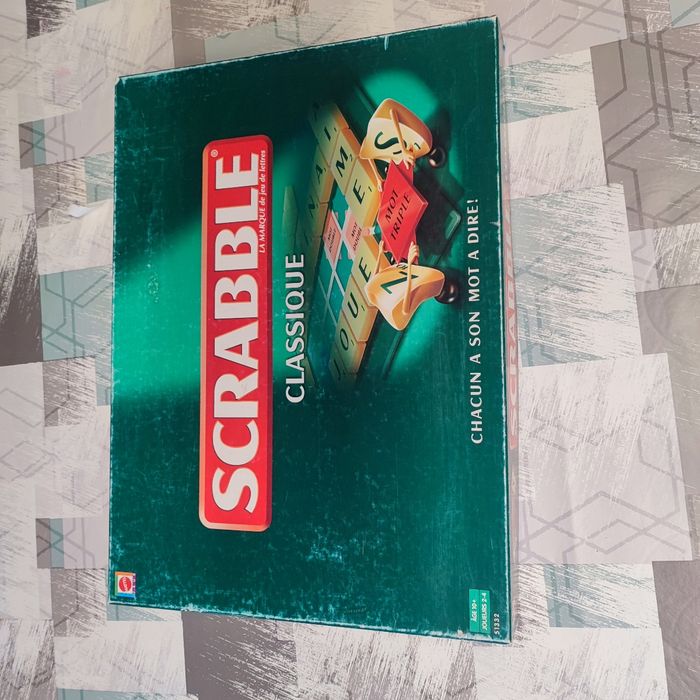 Scrabble classique des 10 ans 2 a 4 joueurs Mattel complet