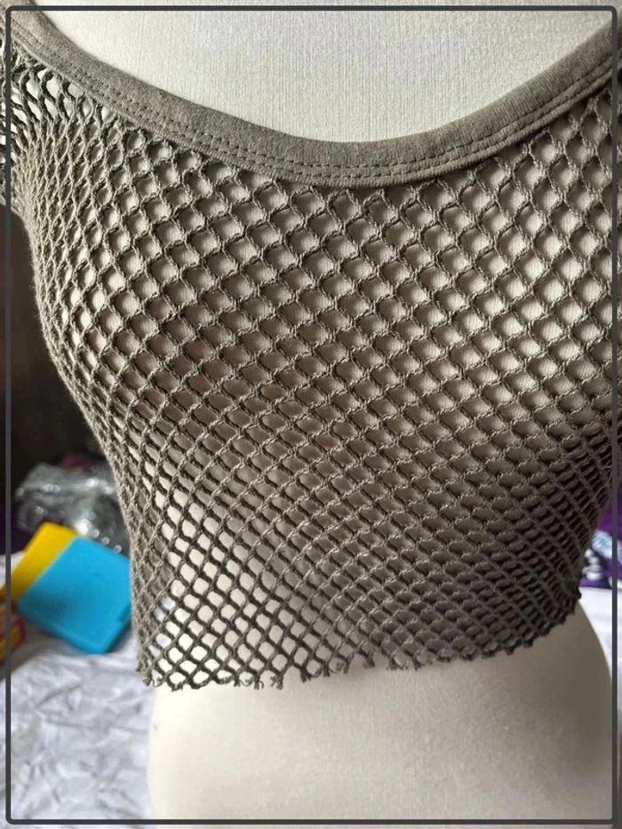 Crop top en maille taille 38 neuf avec étiquette - photo numéro 3