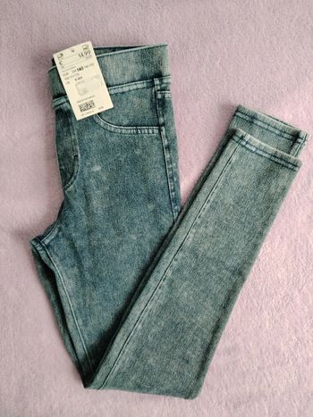 Jegging fin neuf bleu délavé H&M 10 ans