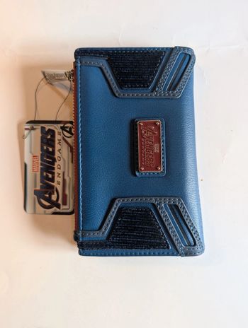 Loungefly : Portefeuille Marvel - Captain America - Endgame
