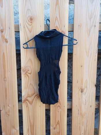 Joli et original body noir en nylon neuf taille 36/38