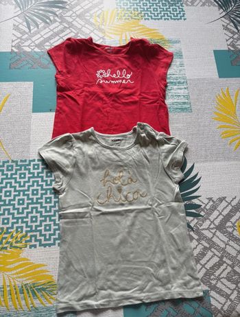 Lot 2 t-shirts