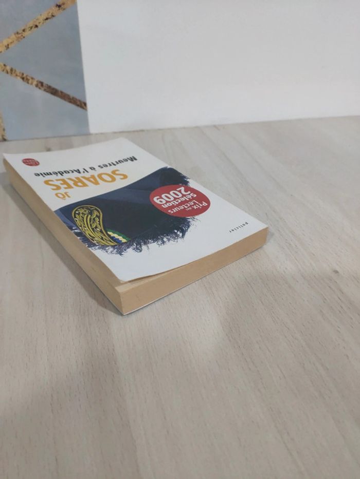 Livre poche meurtres à l'académie Jo Soares policier - photo numéro 4