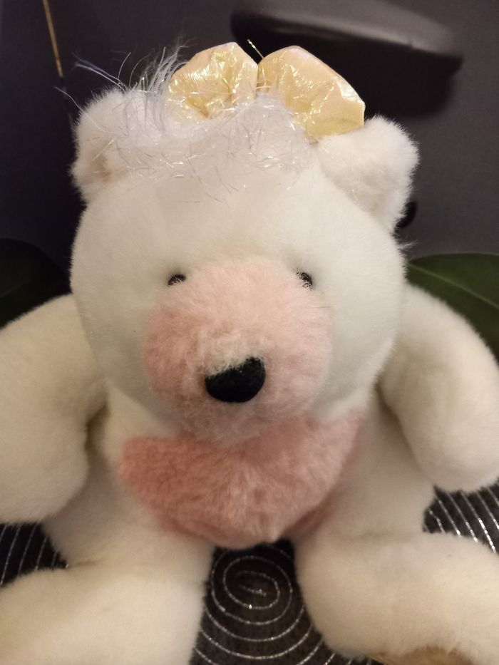 Peluche tickke bear Mattel 1993  blanc/rose mesure 30cm - photo numéro 2