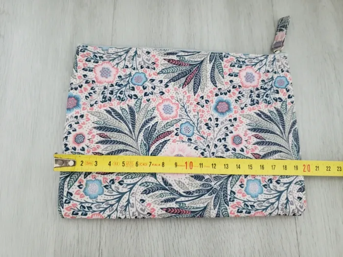 Trousse de toilette motif liberty - photo numéro 3