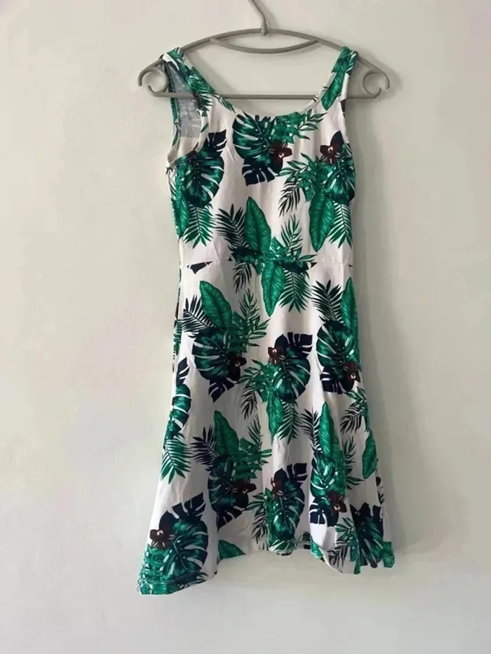 Robe courte - Taille S - photo numéro 8