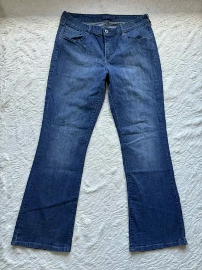 Jean Levi’s Demi Curve Bootcut évasé femme W32 XL/42 bleu  Rare modèle US années 2000 y2k - photo numéro 4