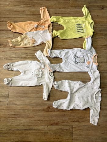 Lot 5 pyjamas 1 mois 