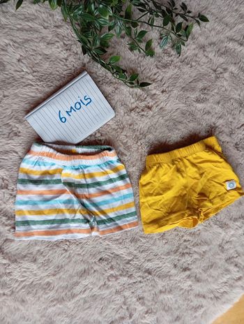 Lot de 2 shorts 6 mois