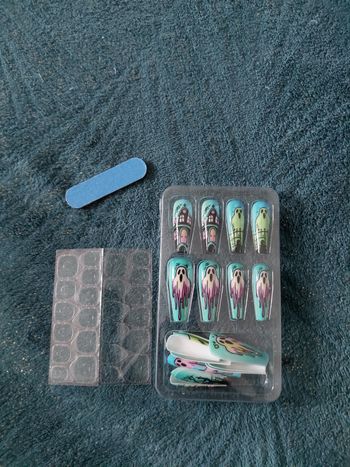 Faux ongles pour Halloween