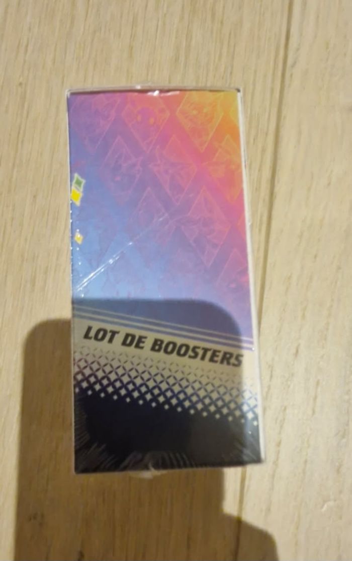 Bundle évolution prismatique 8.5 scellé Pokémon - photo numéro 3