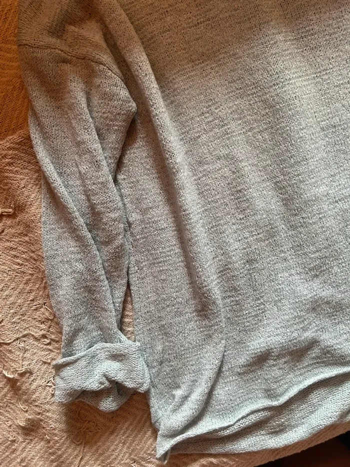 Pull bleu - photo numéro 2