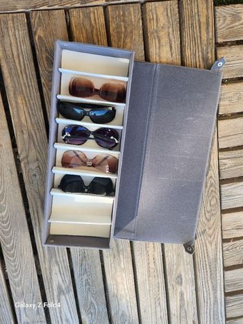 Boîte de rangement pour 8 paires de lunettes
