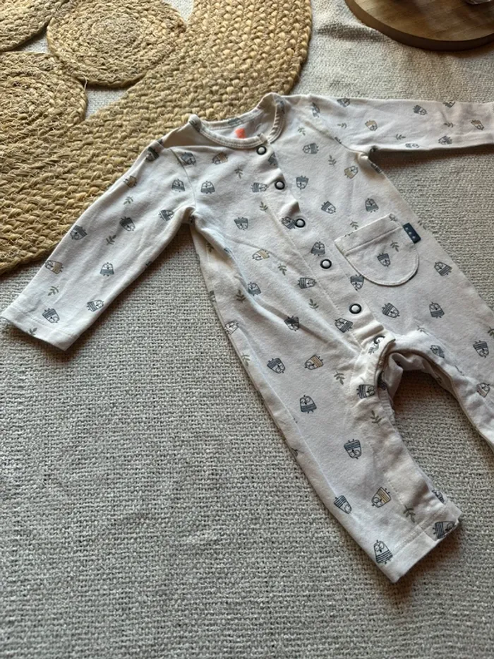 Pyjama naissance mixte Hema 🐥 Blanc à motifs poussins bleus – Taille 50, sans pieds - photo numéro 4
