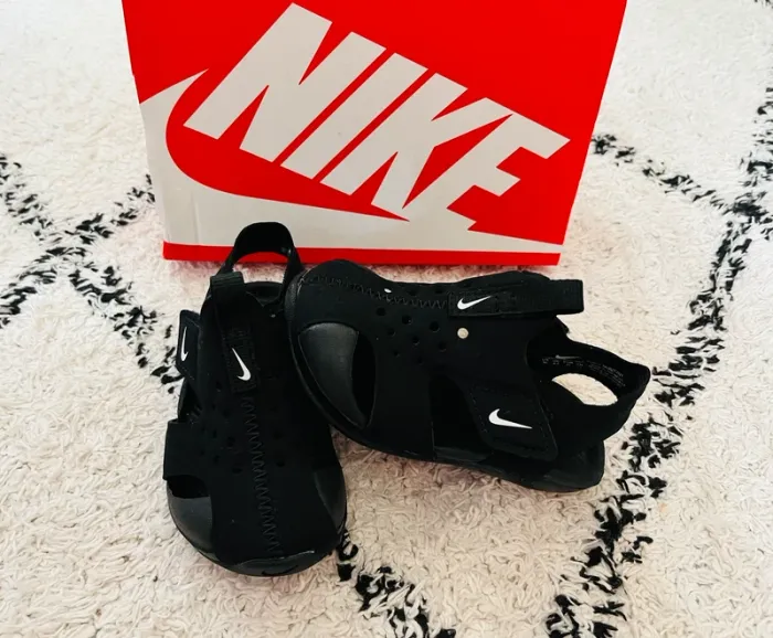 Sandalettes Nike sunray protect pointure 21