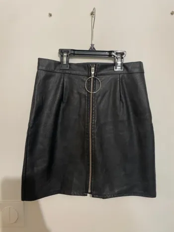 jupe cuir parfait état taille S
