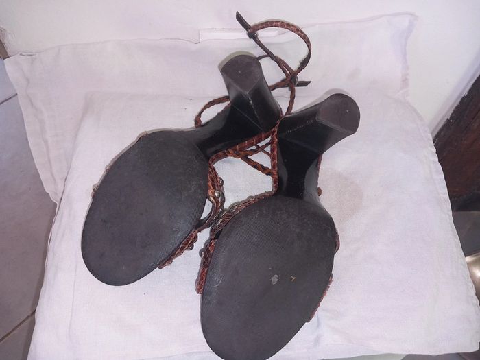 Chaussures femme pointure 37 - photo numéro 3