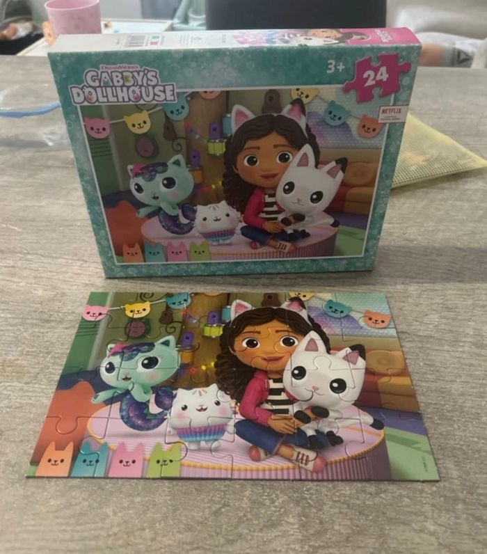 Puzzle Gabby Chat