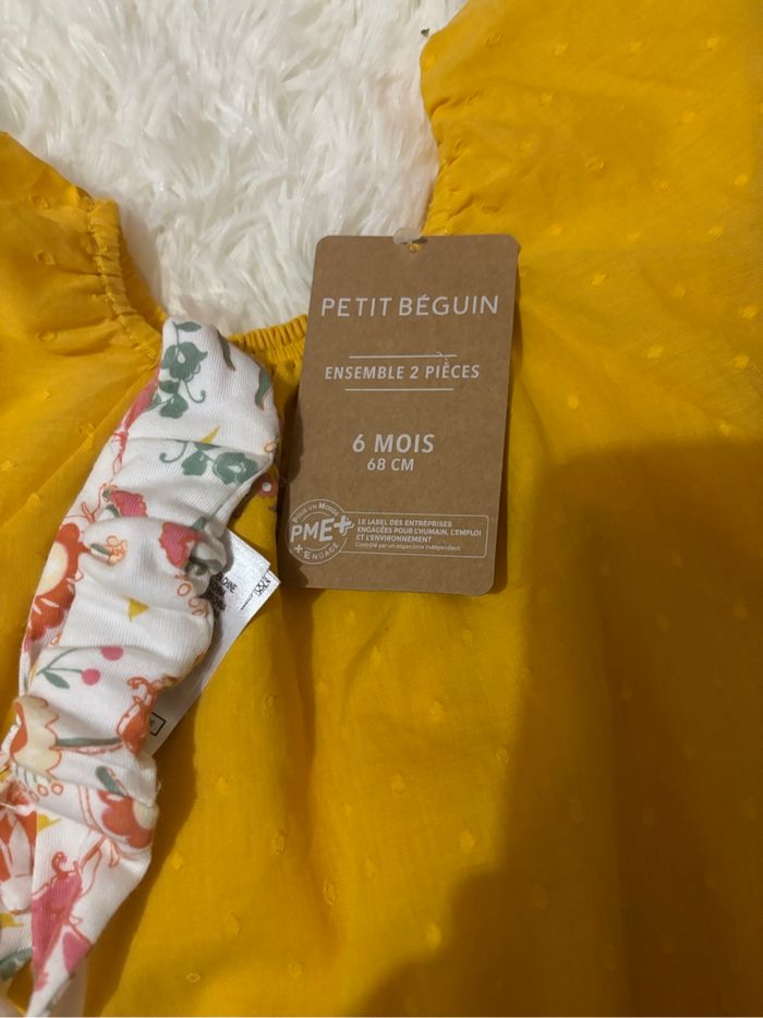 Lot robes 6 mois - photo numéro 4