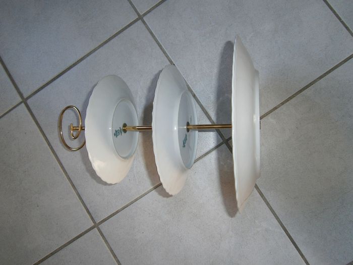 Ensemble à thé et gâteaux en porcelaine - photo numéro 4