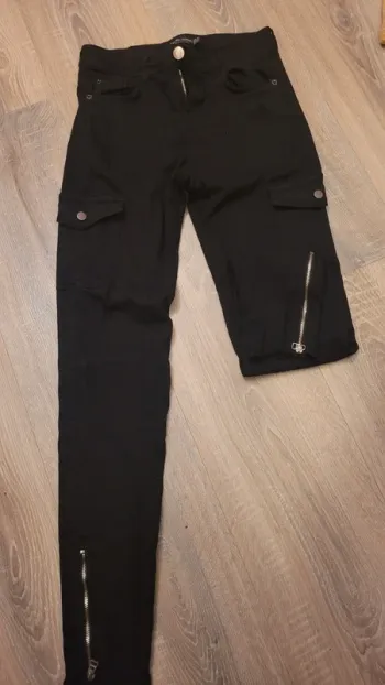 Jean Bershka taille 34 XS