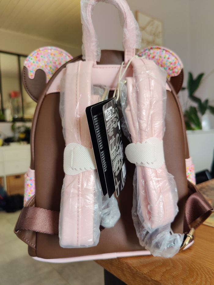 Loungefly Minnie lolipop chocolate - photo numéro 3