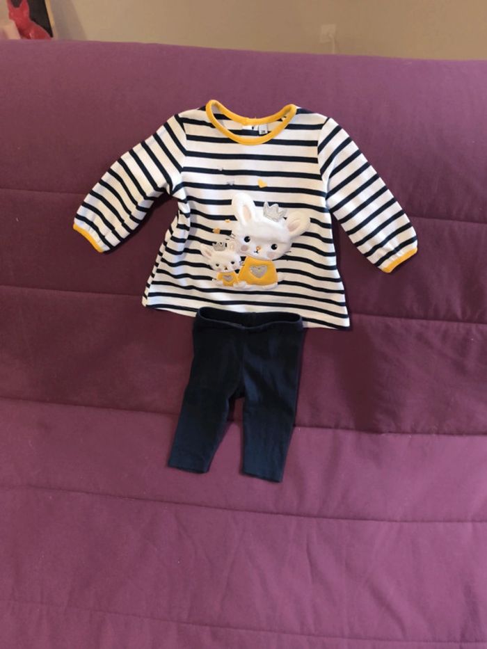 Ensemble legging et t-shirt manches longues taille 3 mois