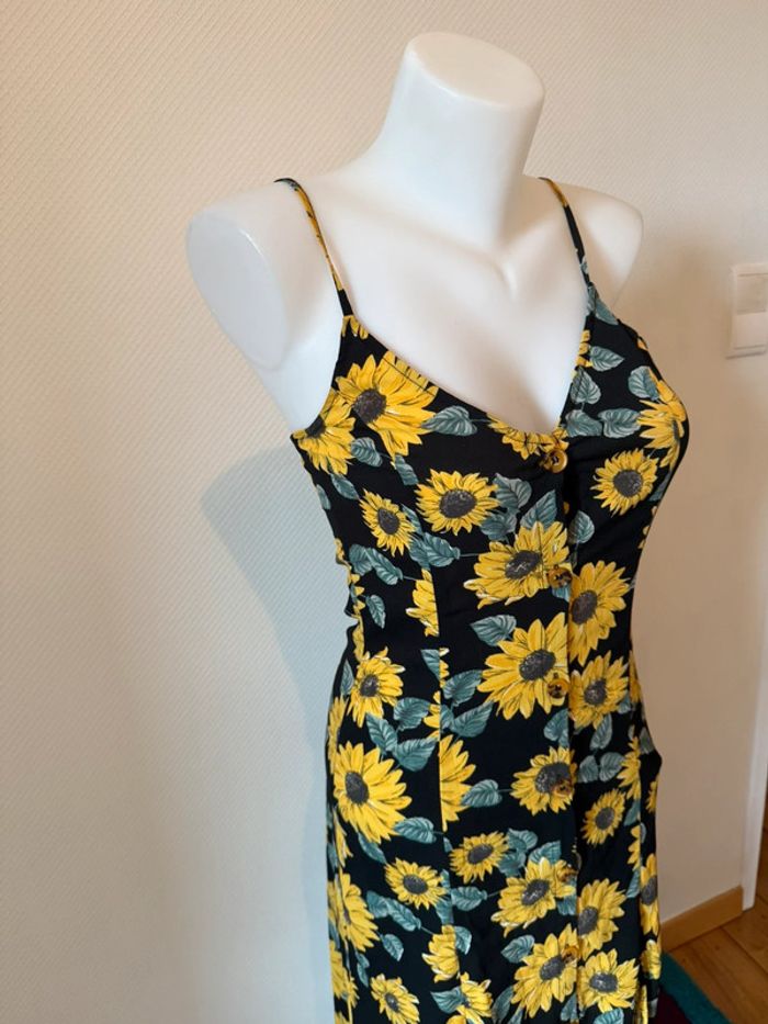 Robe en très bon état taille XS H&M - photo numéro 2