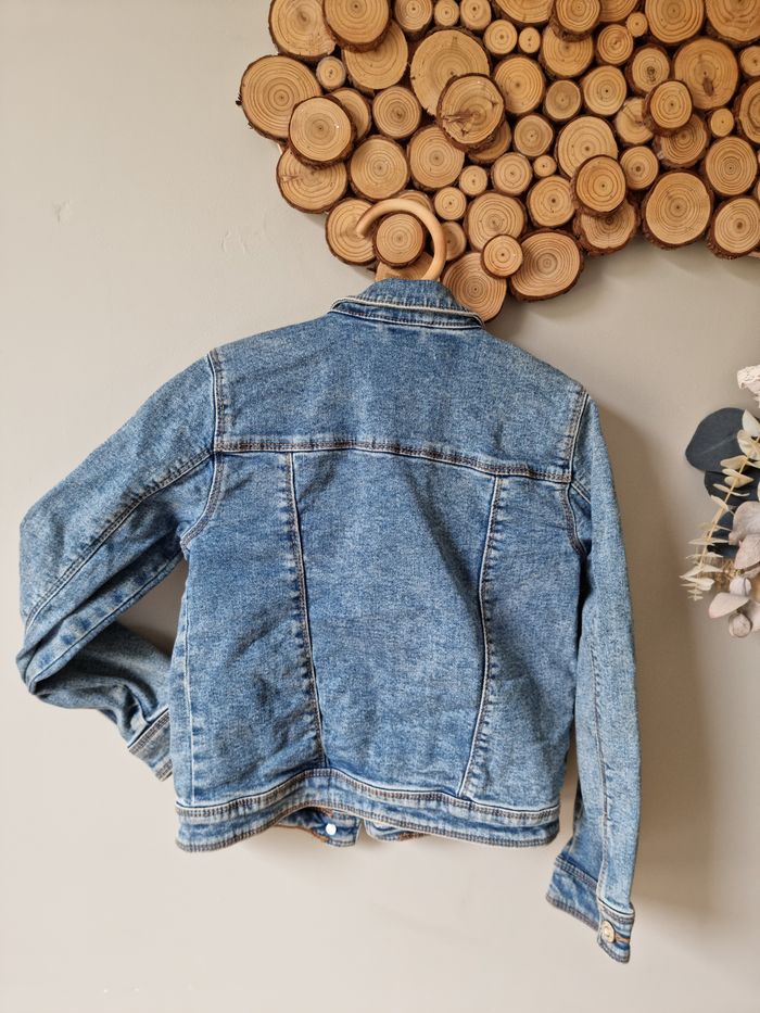 Veste en jeans
Mango
Taille 8 ans - 128 cm
Excellent état - photo numéro 3