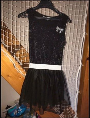 Robe noire paillette