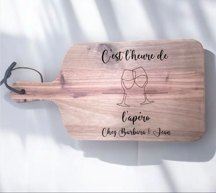 Planche à saucisson personnalisée gravée au laser - photo numéro 2