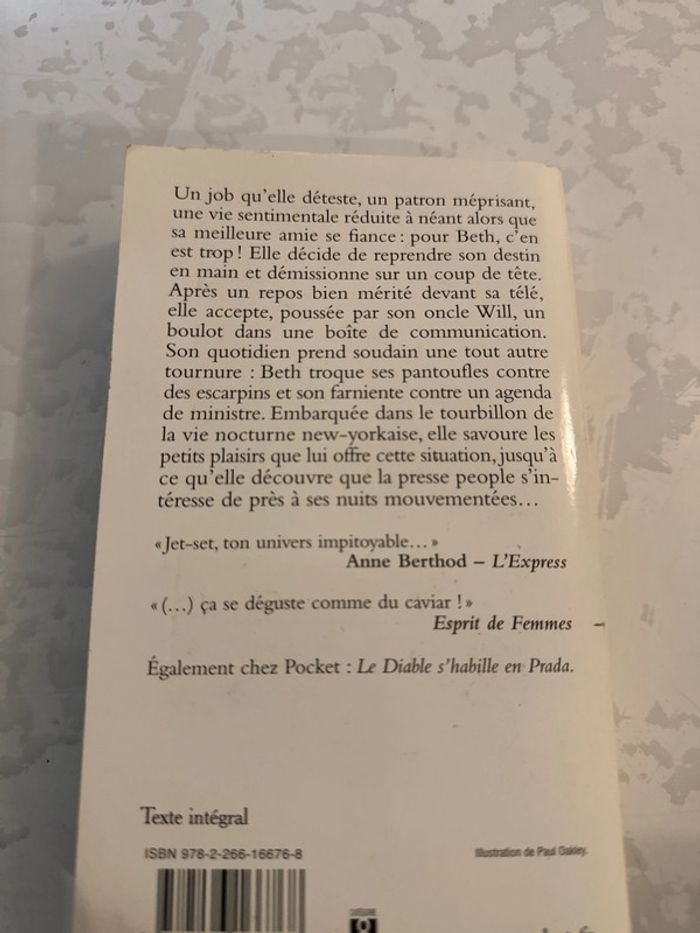 Livre people or not people - Lauren weisberger - photo numéro 3