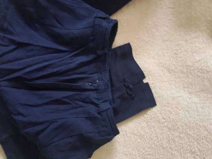 Lot de 2 pantalon /pantacourt bleu marine T XL - photo numéro 2