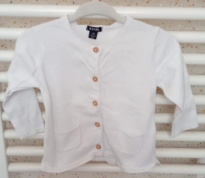 Gilet blanc Kiabi Taille 6 mois - photo numéro 2