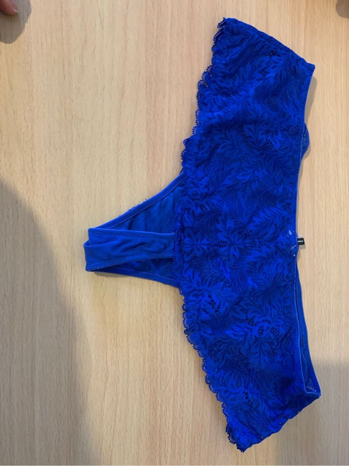 Sous vêtements - photo numéro 4