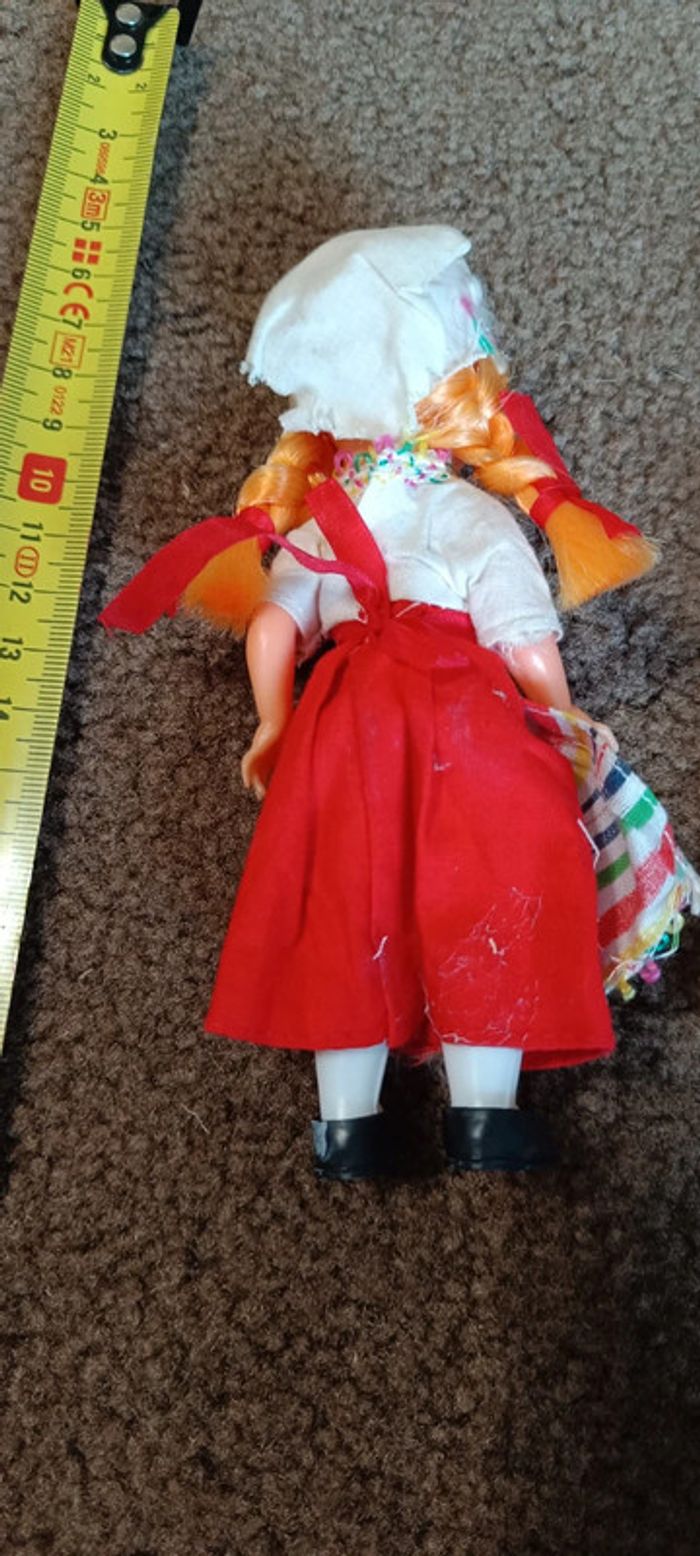 Lot 2 poupées du monde - photo numéro 6