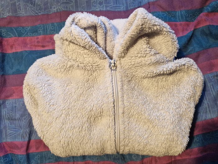 Superbe veste polaire à capuche - photo numéro 10