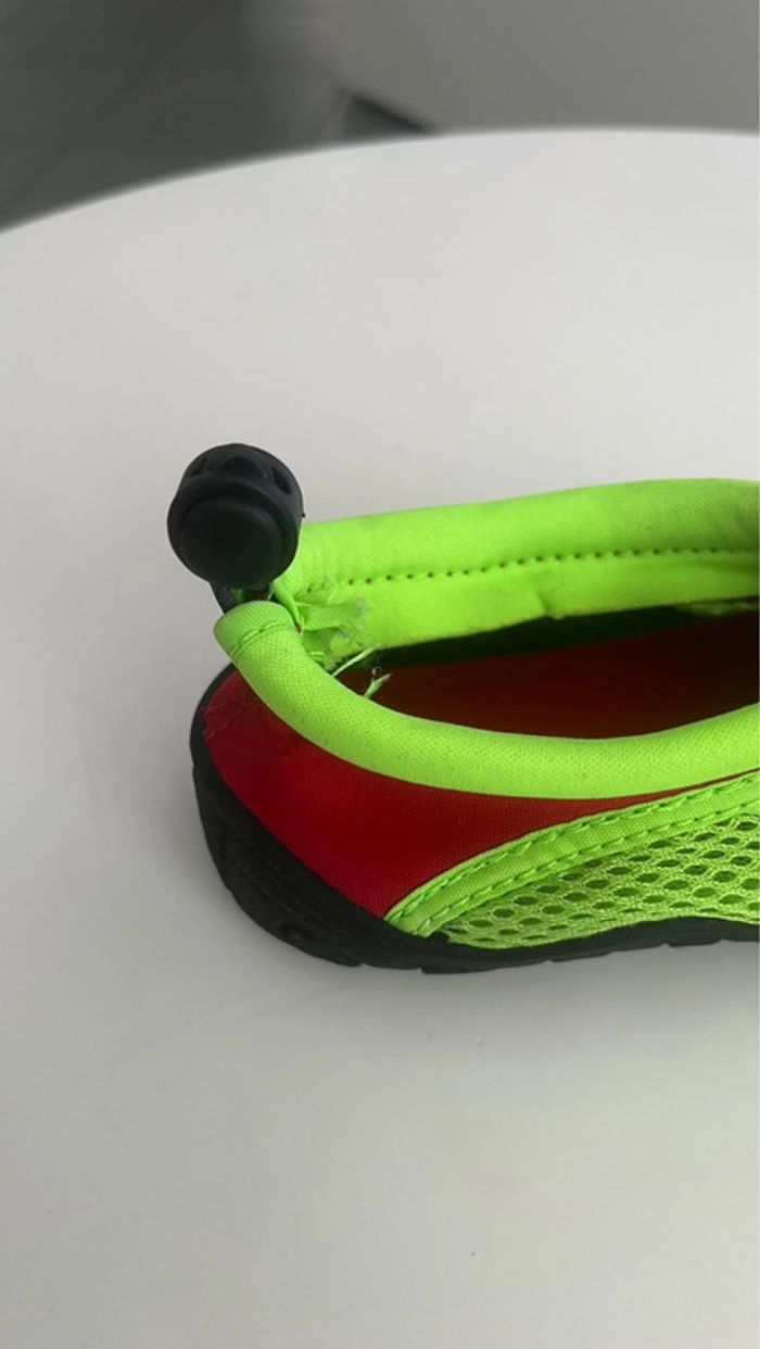 Chaussures aquatiques beco  en parfait état taille 31  avec serrage réglable - photo numéro 8