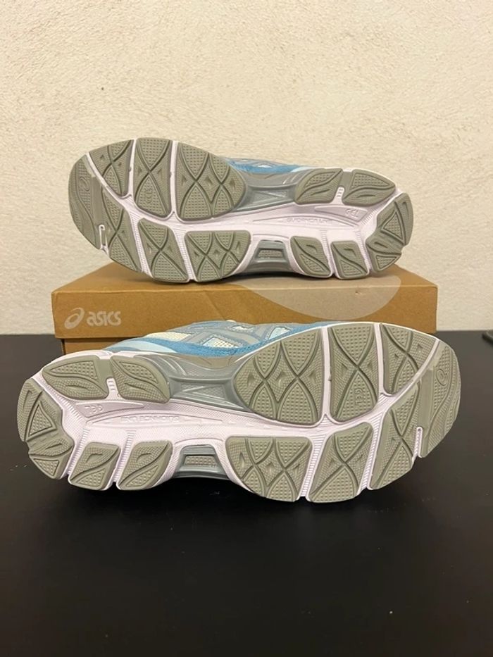 Asics gel Nyc Bleu clair Taille 36 - photo numéro 5