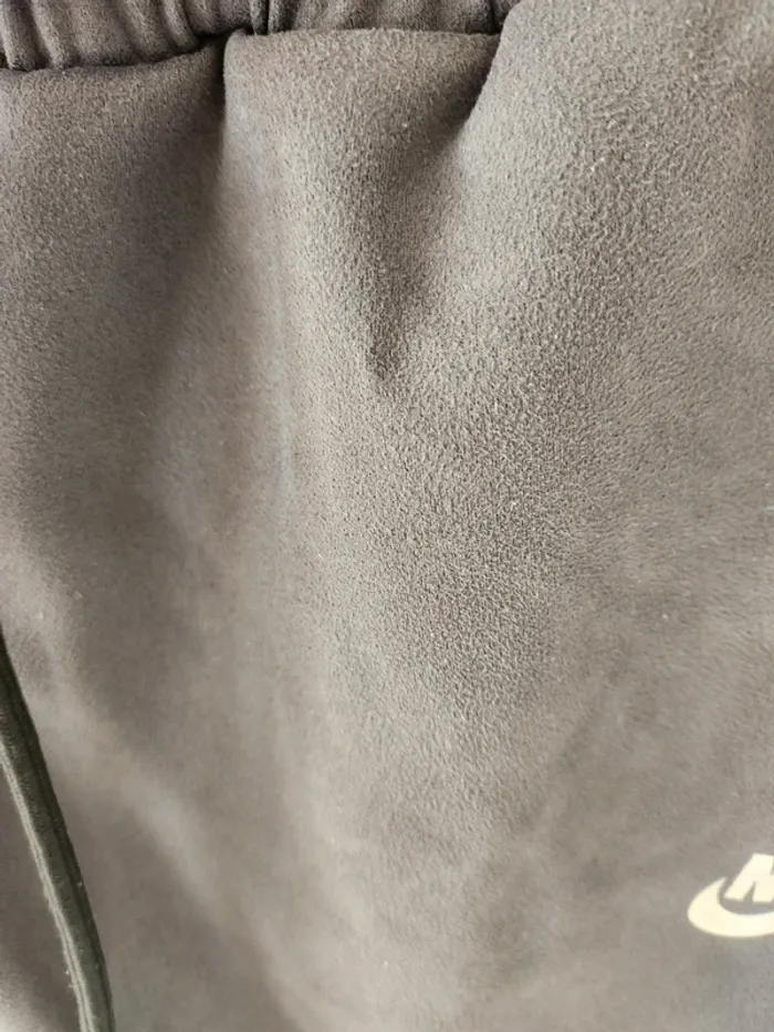 Ensemble survêtement gris – Taille M – Style sportswear doux et confortable - photo numéro 3
