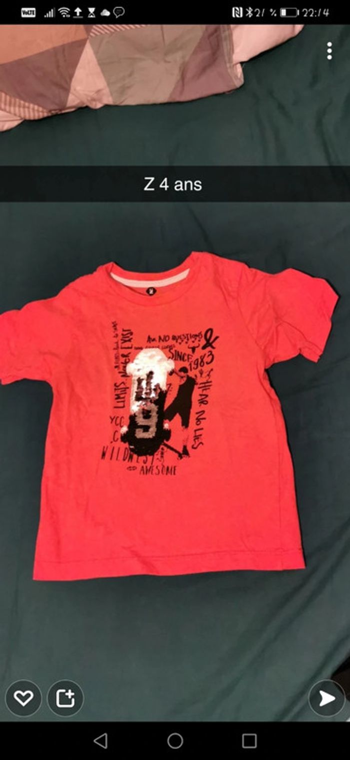 T-shirt sequin skateboard