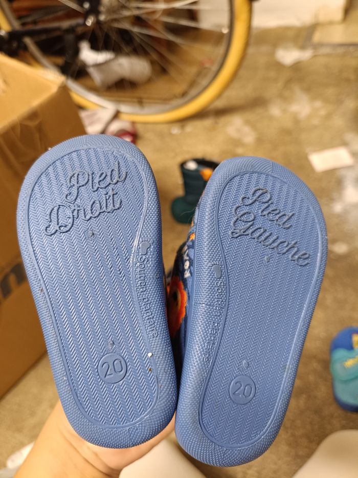 Lot pantoufles garçon - photo numéro 3