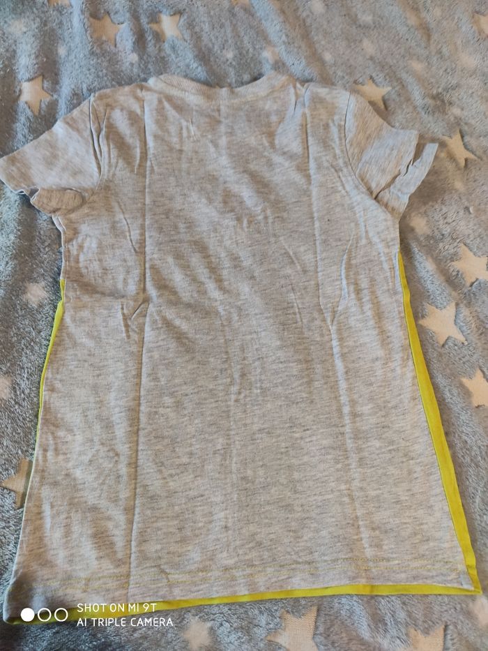 Tee-shirt manches courtes garçon taille 8 ans - photo numéro 6