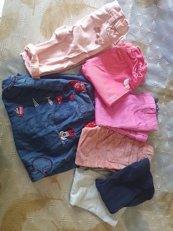 Lot pantalons 12 mois