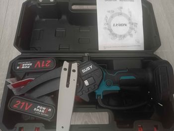 [NEUVE]🌳 Tronçonneuse sans fil 21V – Avec 2 batteries