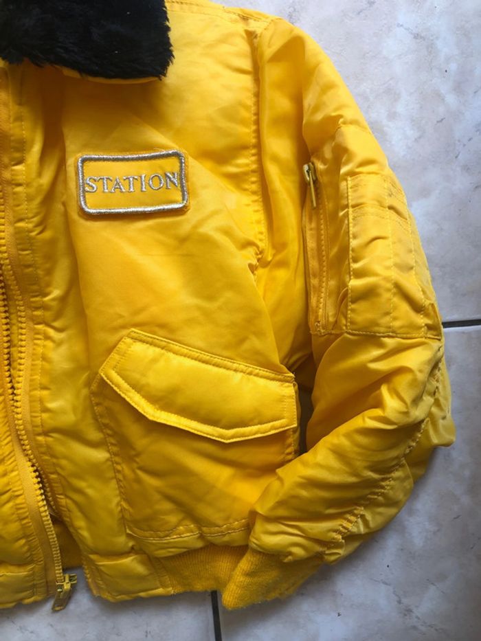 Blouson jaune - photo numéro 4