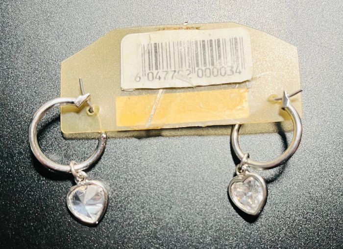 💍petites creoles argentés pendantes avec coeur en zircon - photo numéro 8